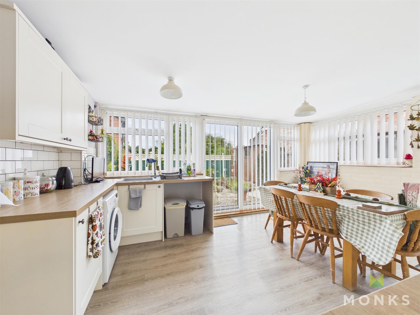 62 Whitefriars, Oswestry, SY11 2LW SSTC 62 Whitefriars, Oswestry, SY11 2LW SSTC